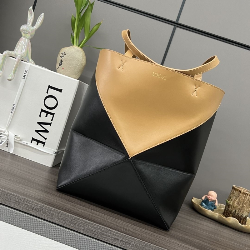 l*ew* shopping bags